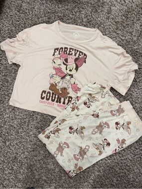 Disney Women’s Minnie & Daisy 'Forever Country' Pajama Set Top S Bottom M